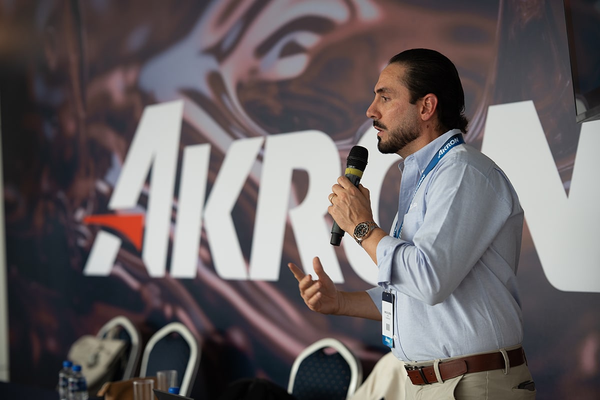 AkronCongreso (400)